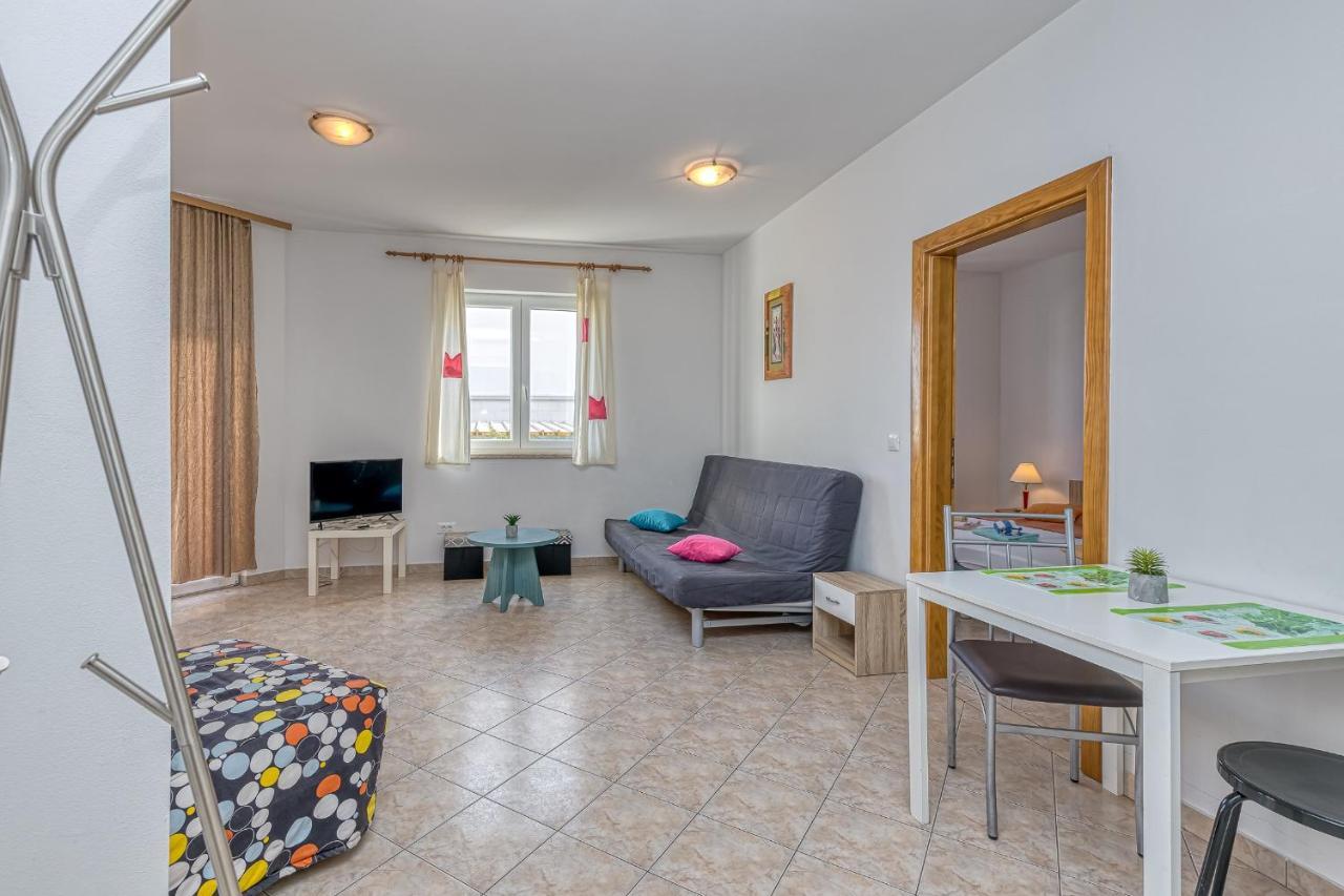 Sunrise Apartments Rovinj Bagian luar foto