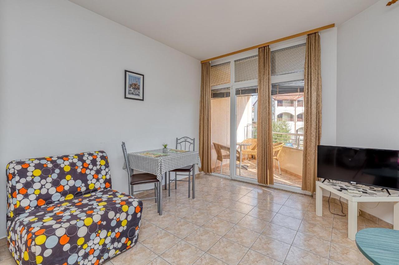 Sunrise Apartments Rovinj Bagian luar foto